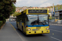 Autobus naglo zakočio, žena završila na ortopediji