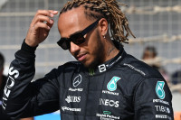 Hamilton ostaje u Mercedesu