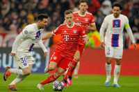 Nemoć Mesija i Mbapea, Bajern lako do četvrtfinala