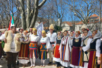 Više od 500 učesnika na Festivalu veterana folklora u Trebinju