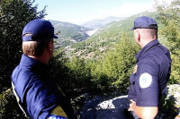 Višegrad: Spriječeno krijumčarenje 16 osoba