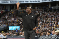 Majk Braun izabran za trenera godine u NBA ligi