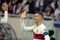Rivaldo: Bilo bi dobro da Ronaldo završi igračku karijeru u Realu