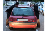 Uhapšene tri osobe, pronađeni skank i spid (FOTO)