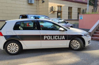 Uhapšeni muškarac i žena, pucali iz vozila u pokretu
