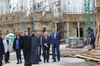 Dodik i Kalabuhov obišli srpsko-ruski hram u izgradnji