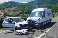 Sudar automobila, cisterne i kombija kod Maglaja: Dvije osobe povrijeđene