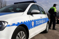 Sedam povrijeđenih u slijetanju kombija: Vozač na UKC RS, suvozač u tuzlanskoj bolnici