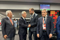 Zeljković u društvu predsjednika i premijera Portugalije tokom utakmice u Lisabonu