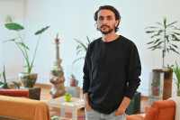 Nikola Tomić, umjetnik, o postavci "Crvena lista": Obratimo pažnju na svijet oko nas