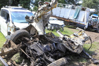 Kamion udario u štandove kraj auto-puta: Poginule 52 osobe