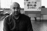 Tijelo odbornika pronađeno ispred stambene zgrade u Tuzli