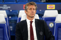 Van der Sar mora ostati u bolnici u Splitu