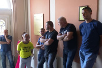 Farmeri ispred Gradske uprave Bijeljina, nije im dozvoljen ulazak do gradonačelnika