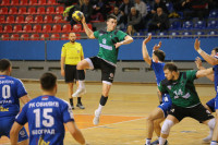 Slo­ga ima pr­vi meč, Ri­stić no­vi bek
