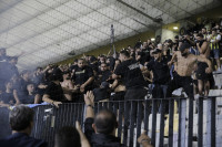 Slovenci se prerušili u zaštitare i oteli zastavu navijačima Fenerbahčea, tada je nastao haos VIDEO