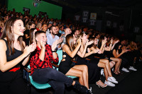 Premijerno prikazan omnibus “Propušteni poziv”: Priče o roditeljstvu, vršnjačkim odnosima i drugarstvu