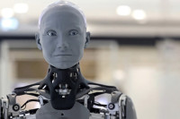 Najnapredniji humanoidni robot: Evo šta ljudski rod čeka za 100 godina