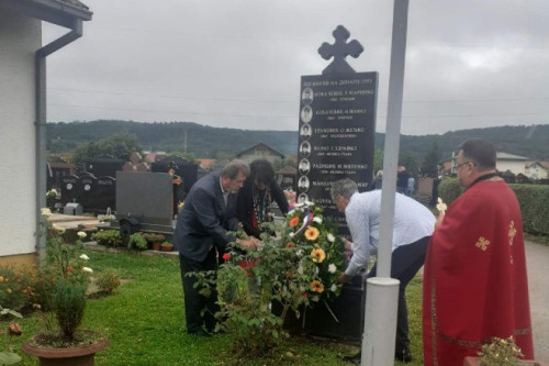Полагање цвијећа