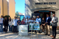 Likovni rad učenice Ane Ćurić - turistička razglednica grada