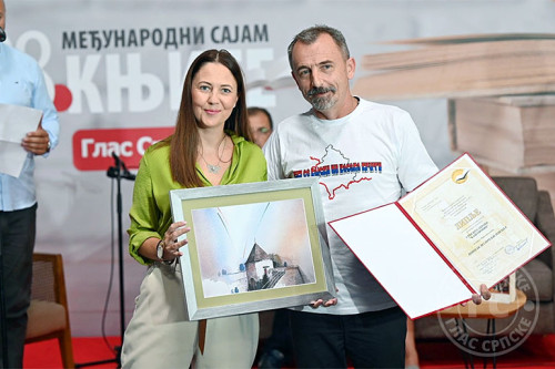 Додијељене награде "Гласовог" сајма књиге: "Моштаница" за " Моје књиге"