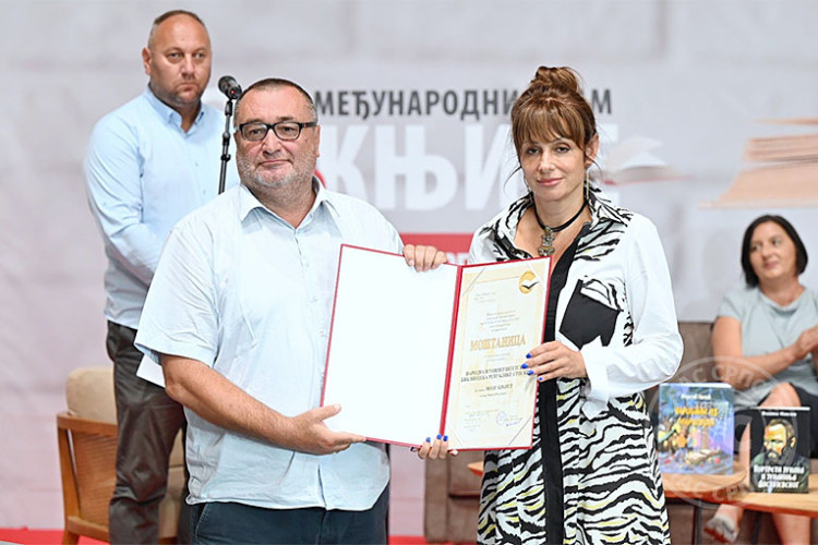 Dodijeljene nagrade "Glasovog" sajma knjige: "Moštanica" za " Moje knjige"