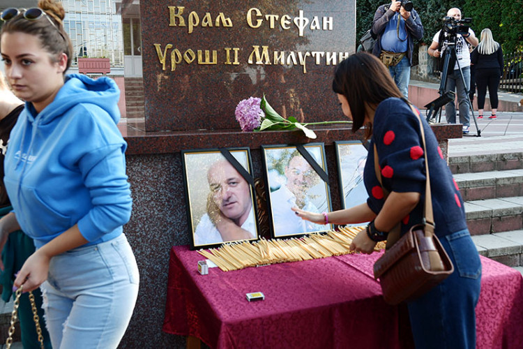 Građani sjevera KiM pale svijeće stradalim Srbima
