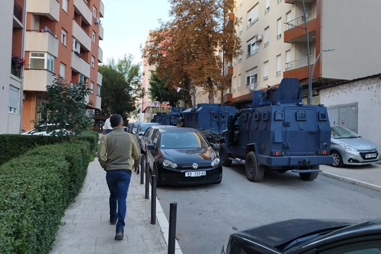 Приштински специјалци врше претресе на сјеверу КиМ