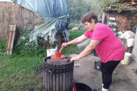 Fočanski brend - pekmez i rakija od jabuke