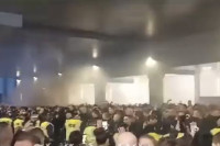 Tuča navijača u Engleskoj, policija na nogama (VIDEO)