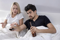 Šest znakova koji govore da ste možda granični alkoholičar