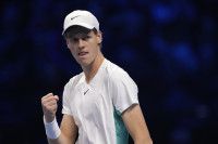 Siner jači od Runea, Novak u polufinalu