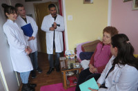 Rogatica: Studenti medicine posjetili Dom “Sunce”