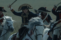 Film “Napoleon” u domaćim bioskopima: Spektakl o heroju i tiraninu