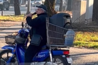 Jeste li ikad vidjeli ovakvu najavu koncerta? Evo kako to radi jedan Banjalučanin