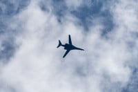 Ambasada SAD: Američki bombarderi popodne iznad Brčkog i Tuzle