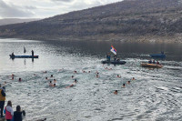 Широм Српске литија и пливање за Часни крст