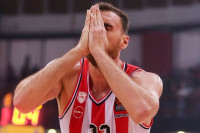 Nikola Milutinov van terena najmanje dva mjeseca