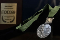 Američki skakač u dalj prodao olimpijsku medalju za 441.000 dolara