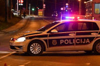 Voz udario u auto, vozač poginuo