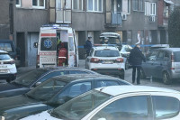 U eksploziji u garaži povrijeđen muškarac, oštećena tri vozila