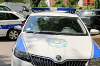 Djeda uhvatili u krađi, pokušao šrafcigerom ubosti policajca