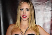 Ubila se poznata porno glumica