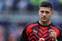 Kažnjen Luka Jović, poznato koliko preskače utakmica