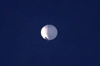 Lociran misteriozni balon na nebu iznad SAD