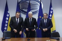 Dodik: Pomjeramo stvari u dobrom pravcu, nezadovoljan samo turista Šmit