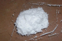 Dobojki u autu pronađeno 1,2 kilograma spida