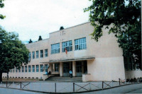 Učenik napao nastavnika u školi