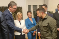 Вучић поручио да са Зеленским није потписао никакав споразум у вези оружја