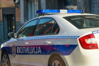 Mladić (25) pretukao baku nakon svađe